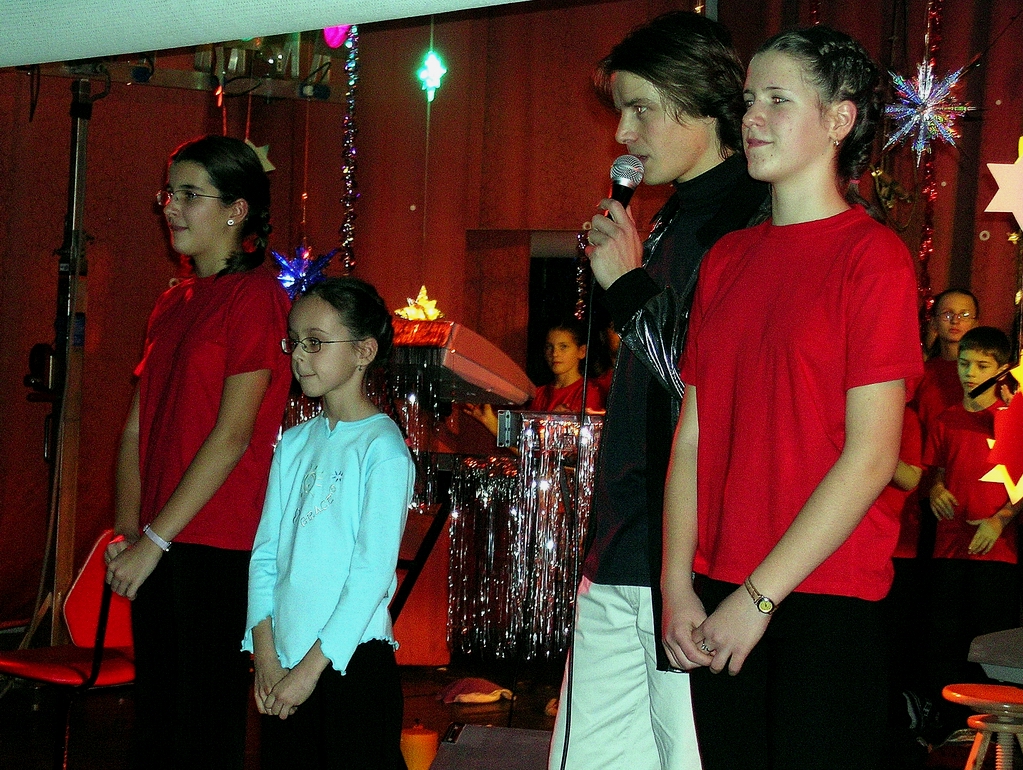 Vizuális Hangok, 2005. dec. 20. Franciska, Eszter, Szabolcs, Niki